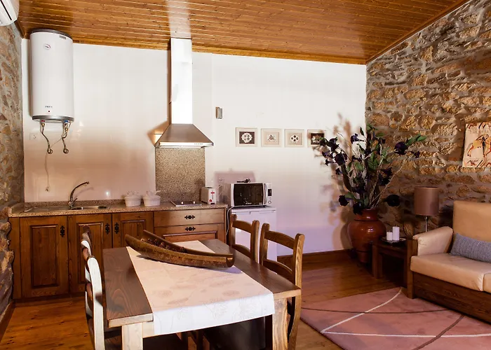 Casas Do - Country Aldeamento Turístico