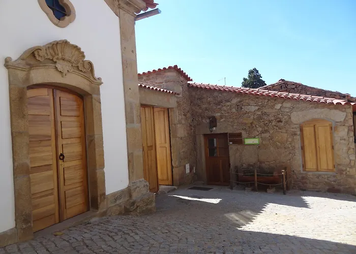 Casas Do - Country Aldeamento Turístico